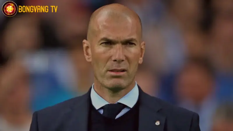 Zinedine Zidane là cầu thủ mang áo số 15 nổi tiếng