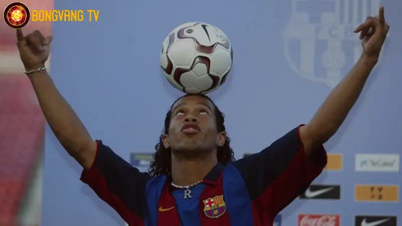 Ronaldinho là cầu thủ mang áo số 15 nổi tiếng