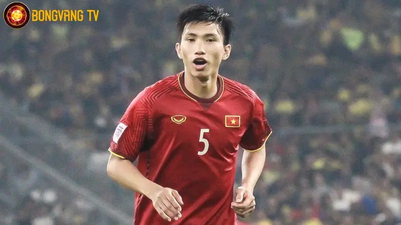 Đoàn Văn Hậu - một cầu thủ bóng đá trẻ tài năng của Việt Nam
