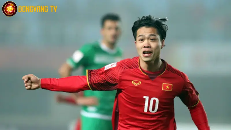 Nguyễn Công Phượng là một cầu thủ bóng đá chuyên nghiệp tại Việt Nam