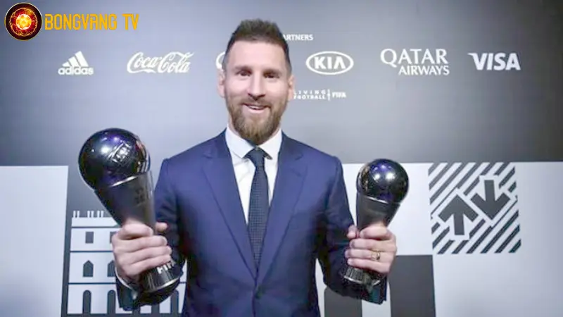 Messi giành giải thưởng cầu thủ xuất sắc nhất năm của FiFa 